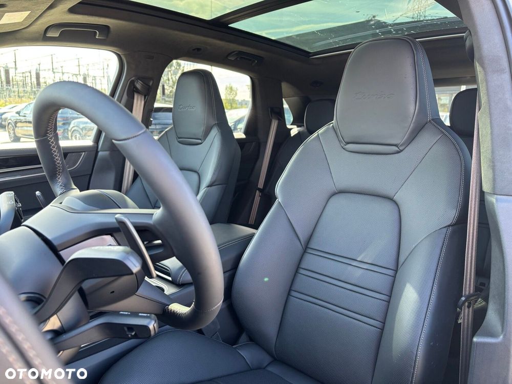 Porsche Cayenne - 18