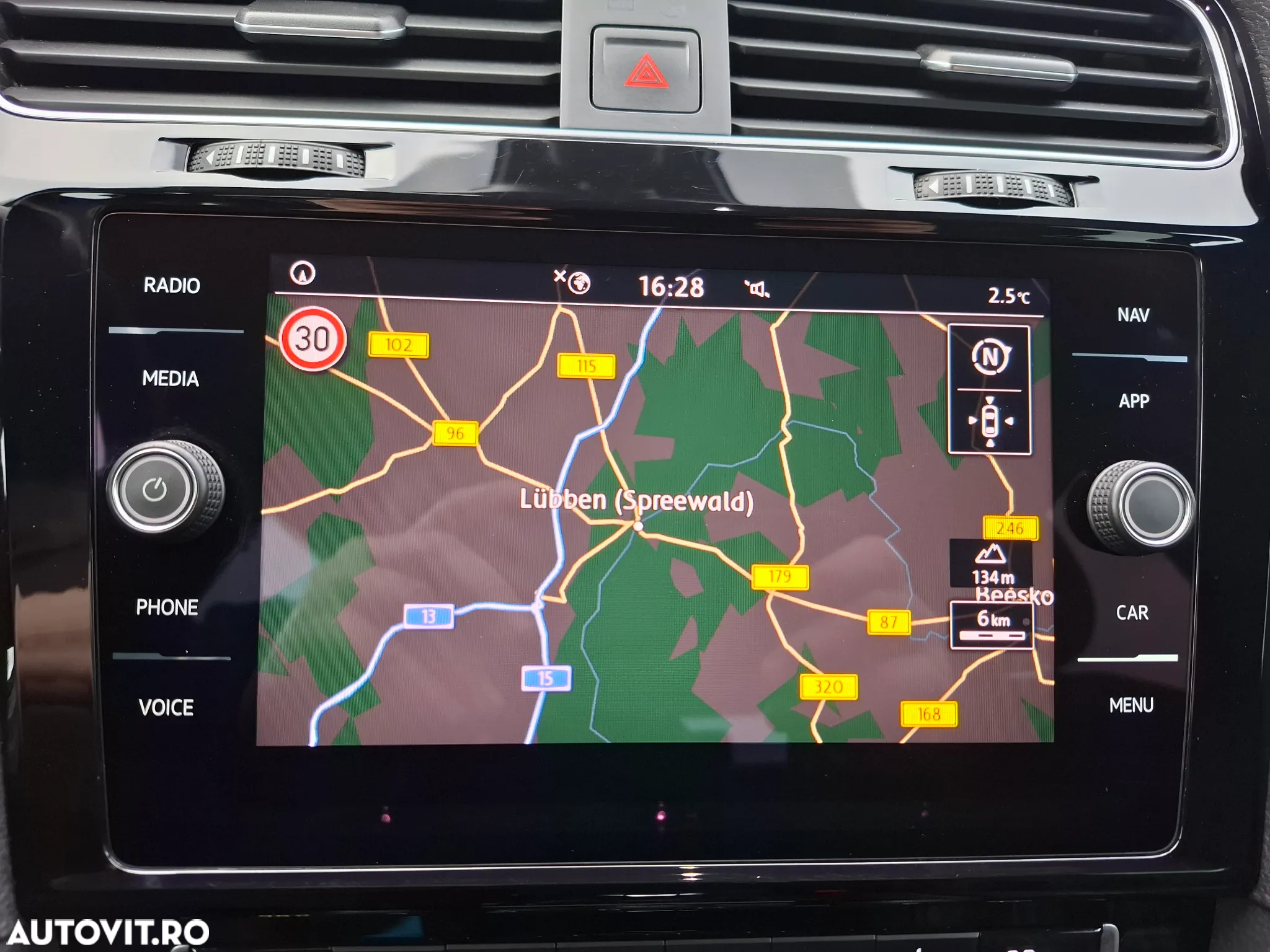 Volkswagen Golf Variant GTD 2.0 TDI SCR DSG - 29