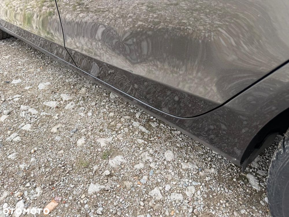 Audi A4 Avant - 16