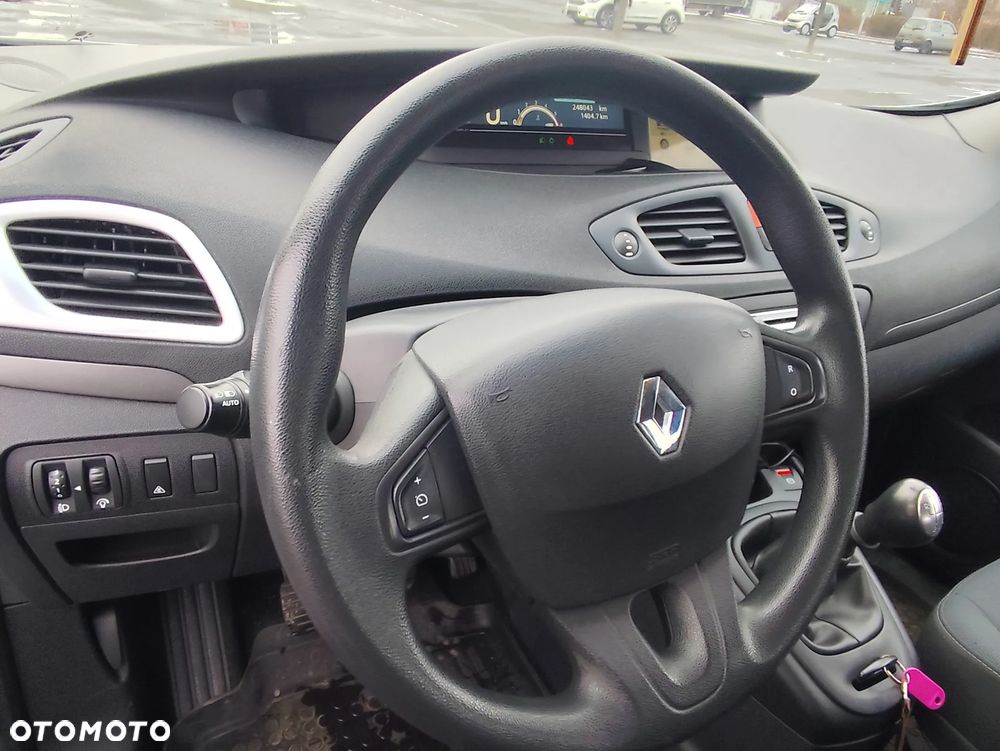 Renault Scenic 1.5 dCi Exception - 16