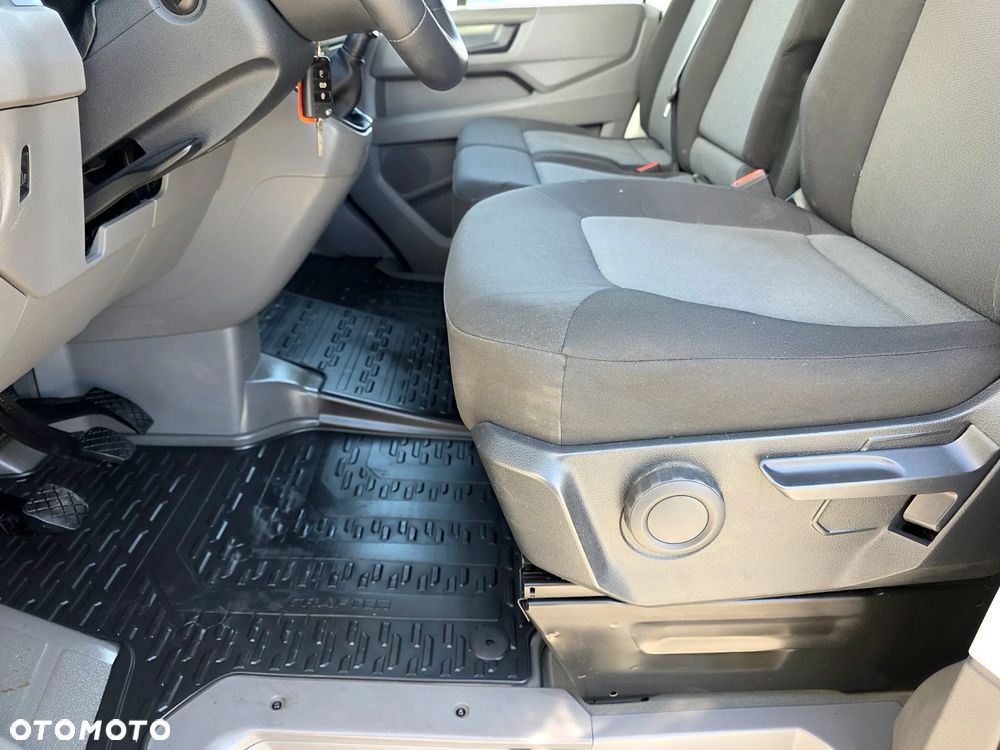 Volkswagen CRAFTER 2,0 TDI 177 KONNY ŚREDNIAK WYSOKI KLIMA WEBASTO GWARANCJA - 12