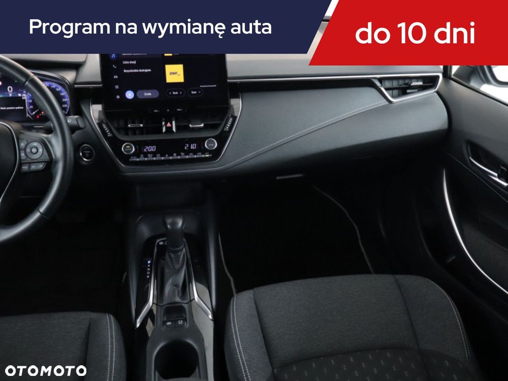 Toyota Corolla - 10