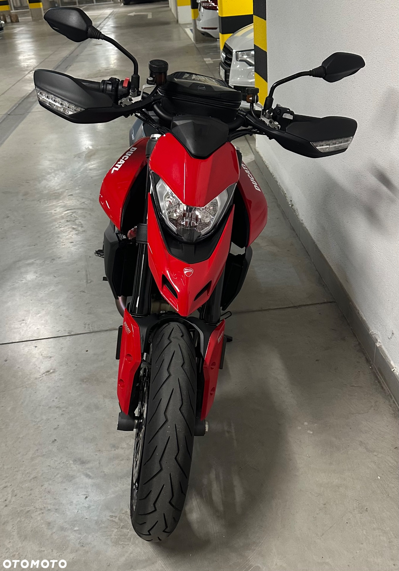 Ducati Hypermotard - 4
