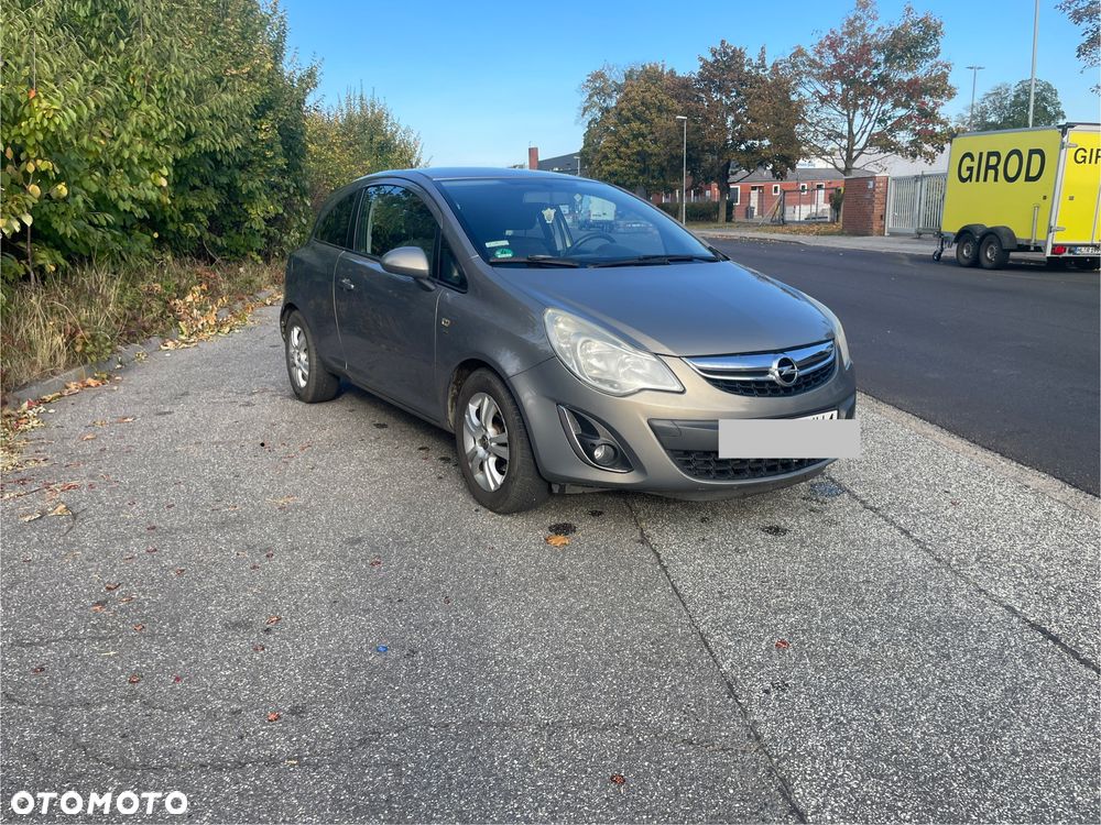 Opel Corsa - 1
