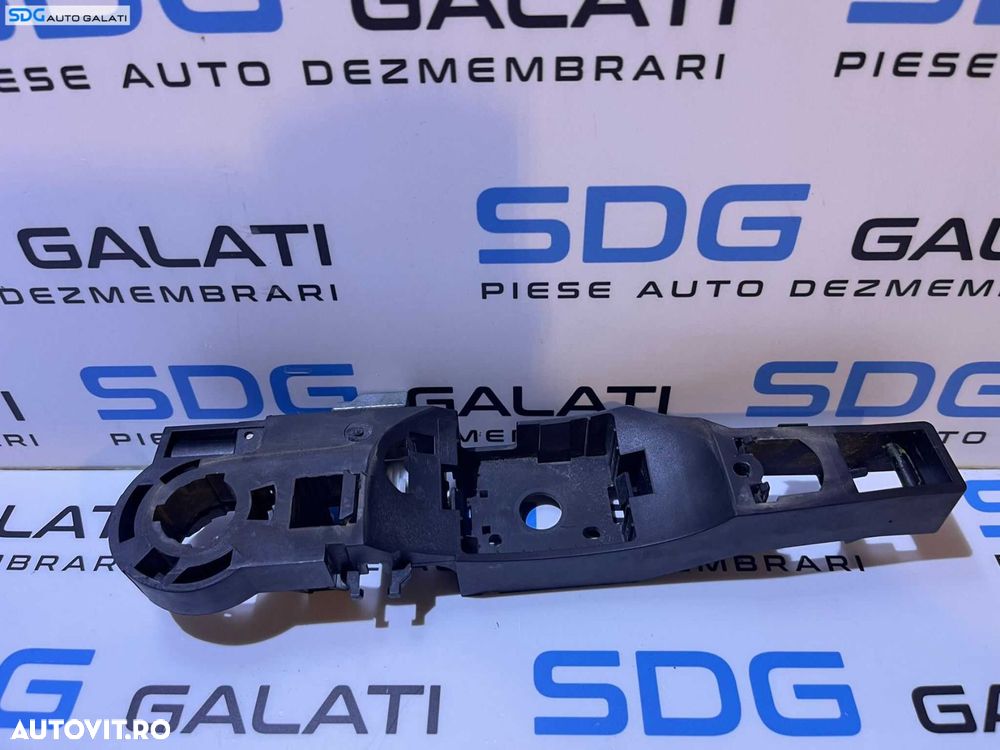 Suport Maner Interior Usa Portiera Stanga Spate Renault Laguna 3 2007 - 2014 Cod 226524 - 1