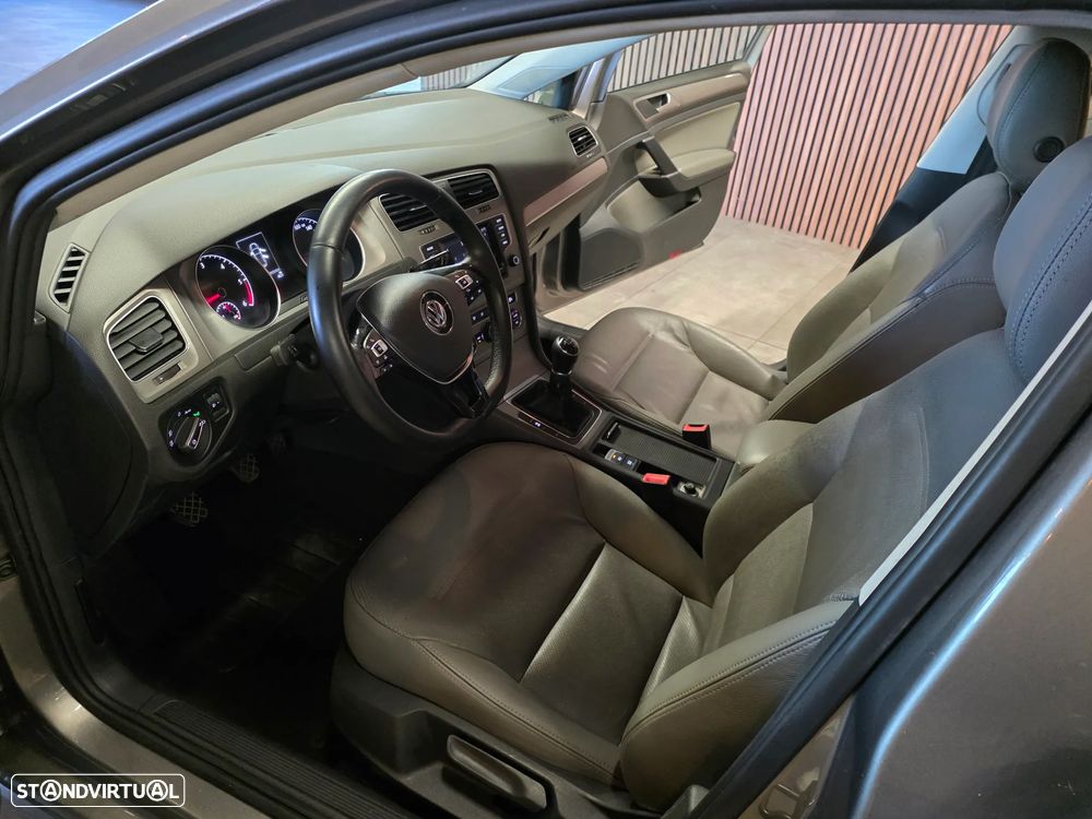 VW Golf 1.6 TDi BlueMotion Trendline - 28