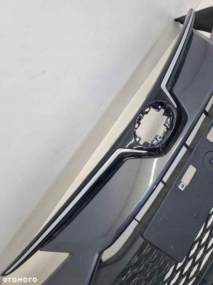 toyota corolla e21 sedan lift zderzak przód przedni ładny - 6