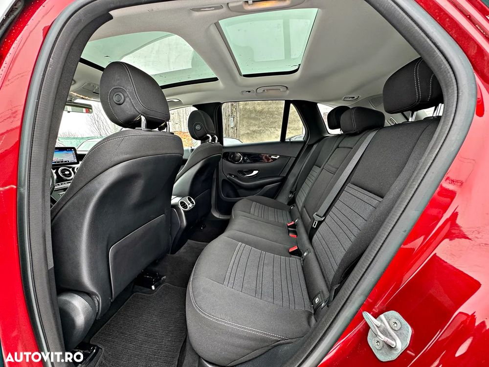 Mercedes-Benz GLC 300 d 4MATIC 9G-TRONIC - 7
