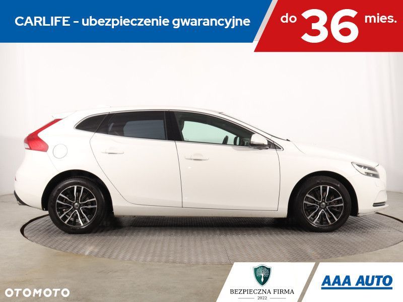 Volvo V40 - 8