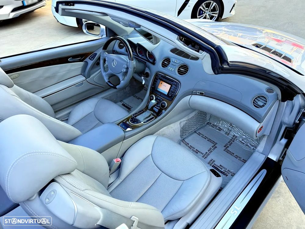 Mercedes-Benz SL 500 Standard - 29