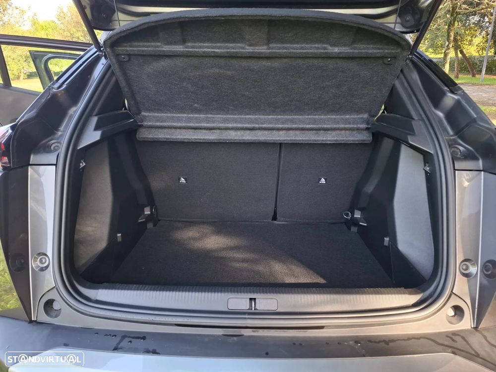 Peugeot 2008 1.2 PureTech Allure Pack - 16