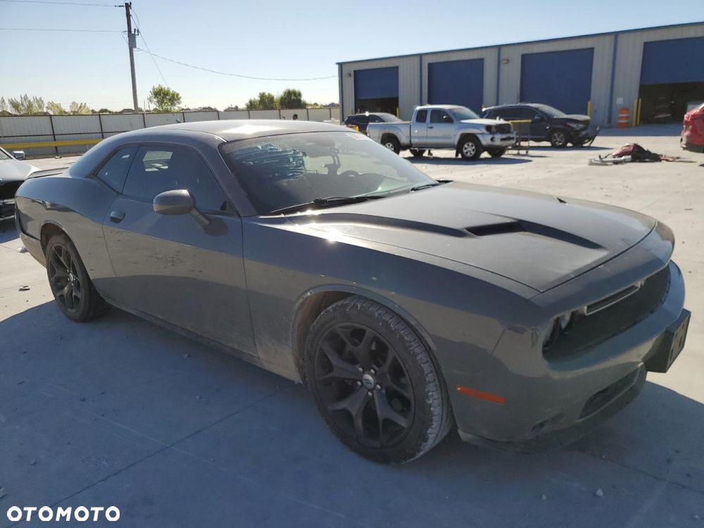 Dodge Challenger 3.6 SXT - 2