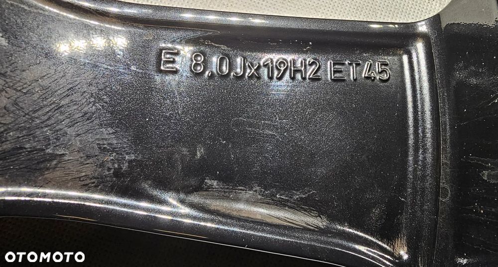 Felga 81A601025M AUDI Q2 8X19 ET45 - 4