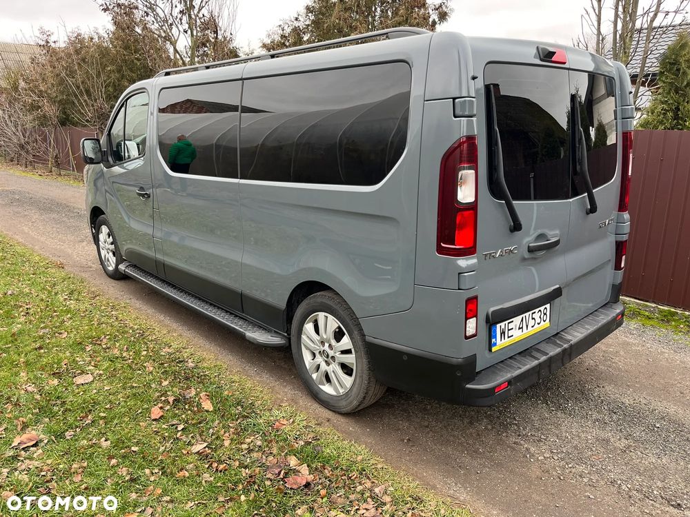 Renault Trafic Grand 2.0 dCi EDC - 8
