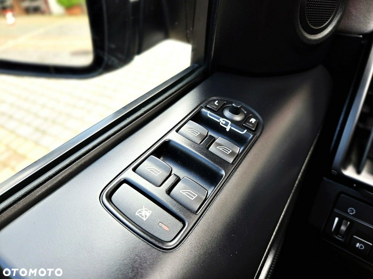 Land Rover Freelander - 18