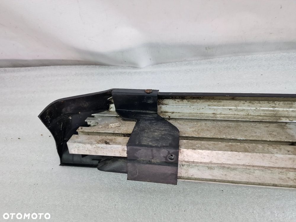 DACIA DUSTER II 17- LISTWA PROGOWA / STOPIEŃ , NR 8201700147 , NR AUKCJI PR396 - 23