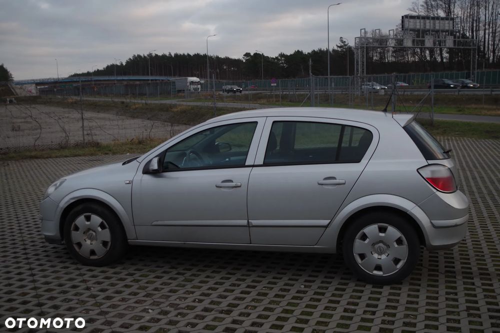 Opel Astra 1.6 Enjoy - 7