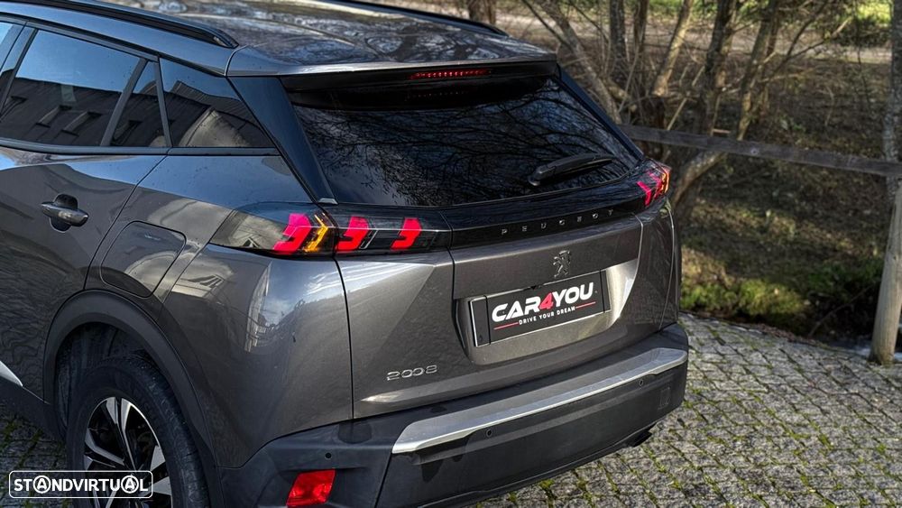 Peugeot 2008 1.2 PureTech Allure - 7