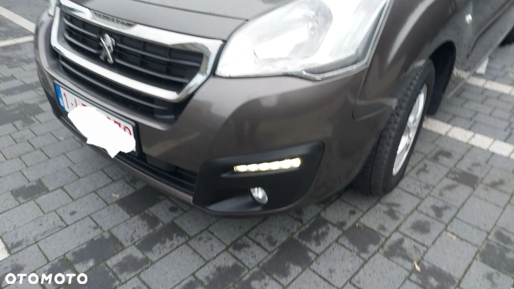 Peugeot Partner Tepee BlueHDi 100 Stop&Start ETG6 Active - 9