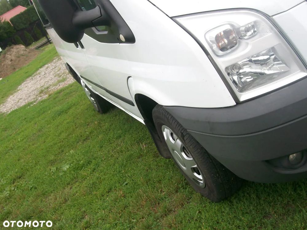 Ford Transit - 15