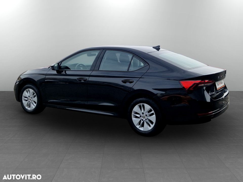 Skoda Octavia 2.0 TDI DSG Ambition - 3