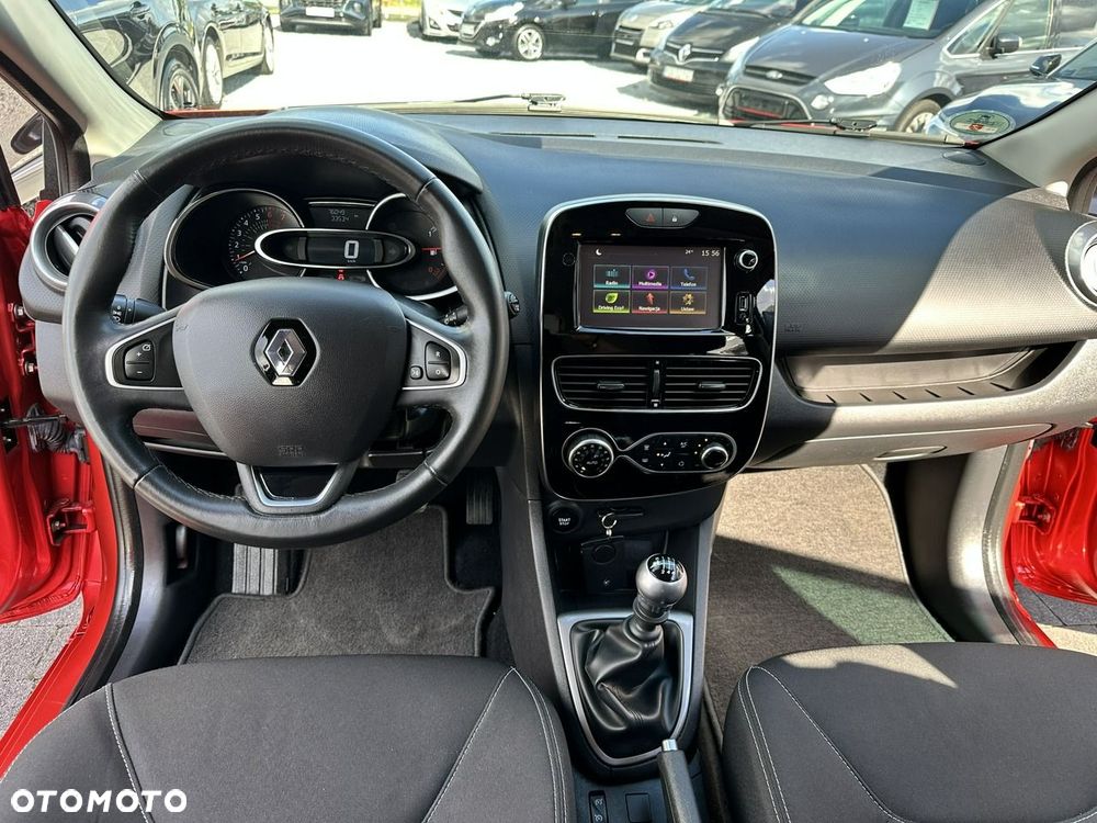 Renault Clio - 11