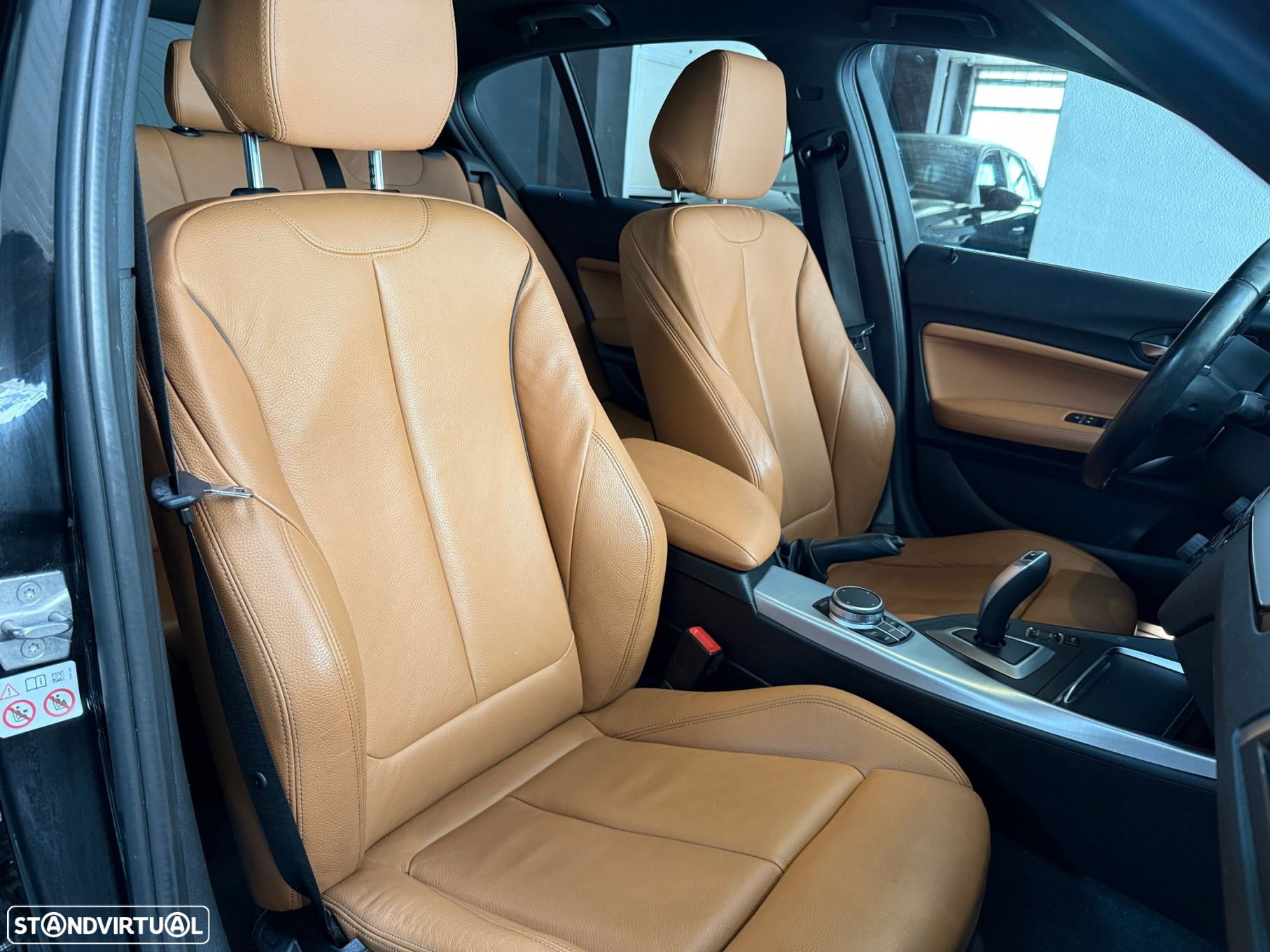 BMW 118 i Pack M Auto - 11