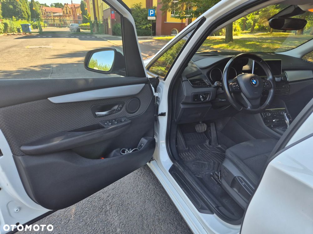 BMW Seria 2 218d Advantage - 10