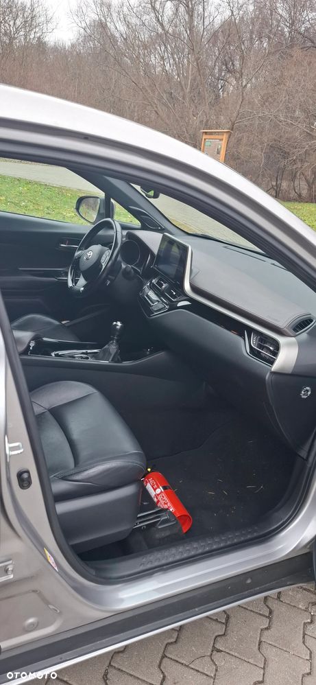 Toyota C-HR 1.2 T Premium - 22