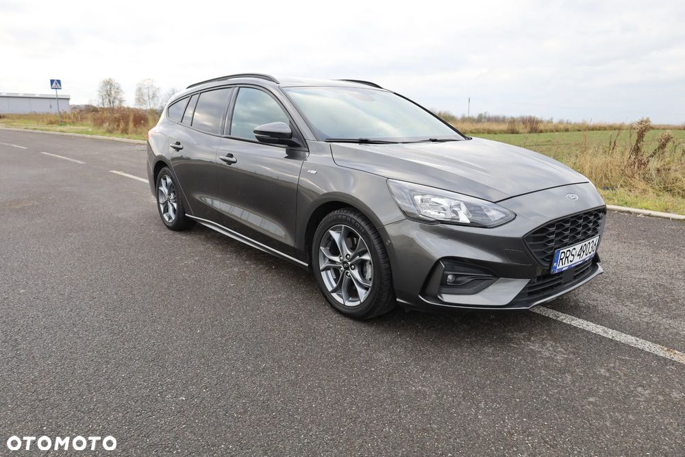 Ford Focus 1.0 EcoBoost ST-Line - 11