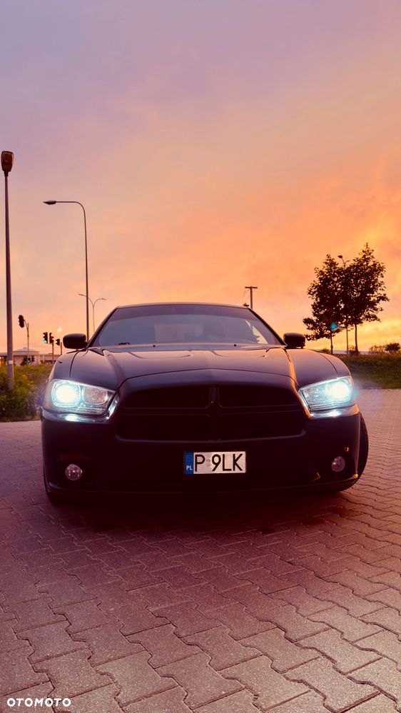Dodge Charger - 3