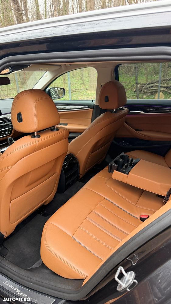 BMW Seria 5 525d Aut. Luxury Line - 22