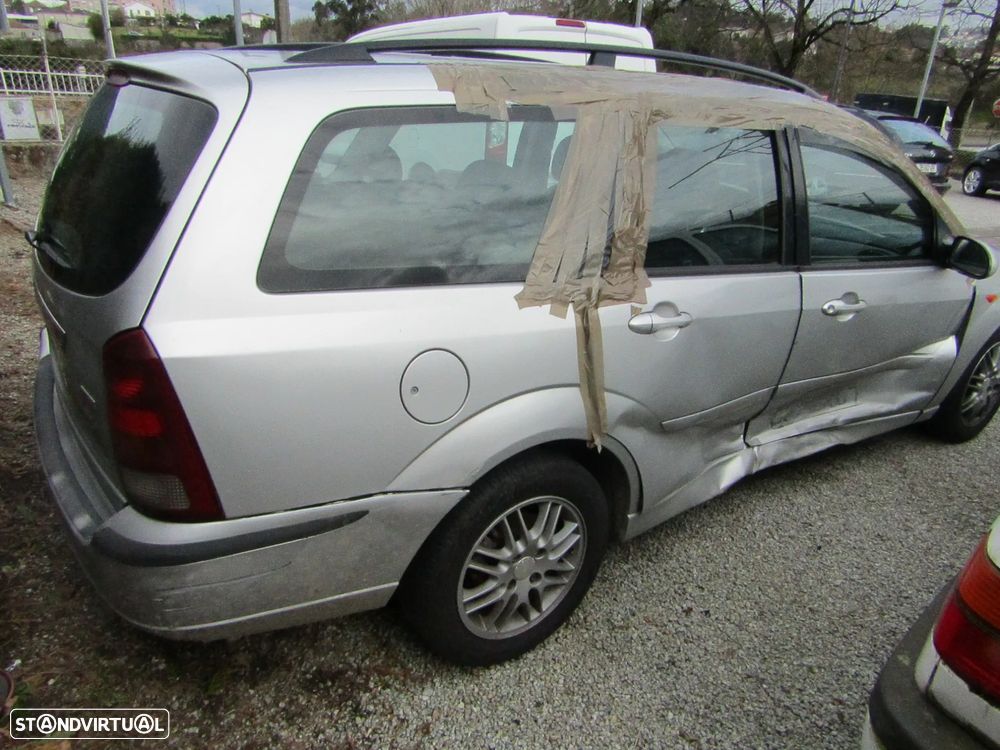 Ford Focus 1.8 TDCI para peças(ver descrição) - 3