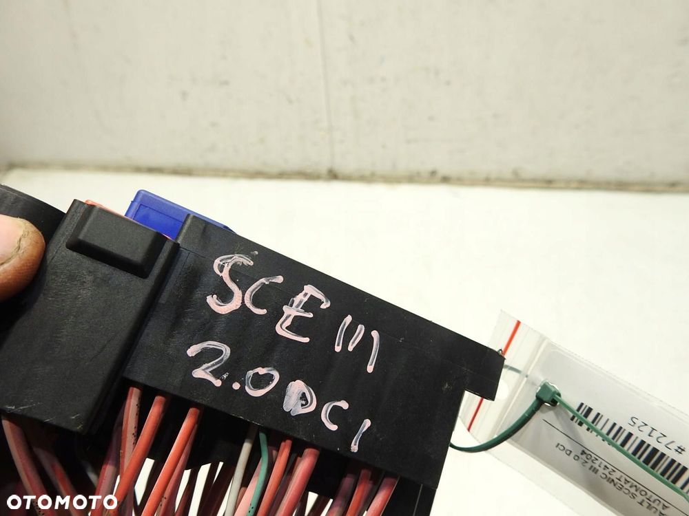 SKRZYNKA BEZPIECZNIKÓW RENAULT SCENIC III 2.0 DCI 1801330-1C - 2