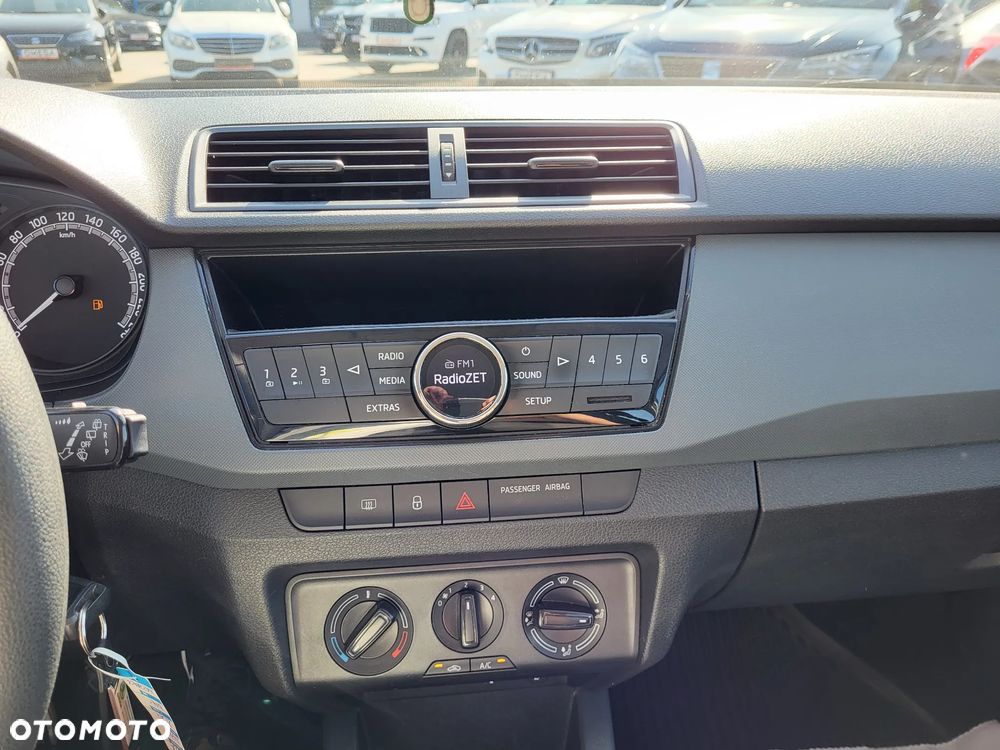 Skoda Fabia 1.0 Active - 11