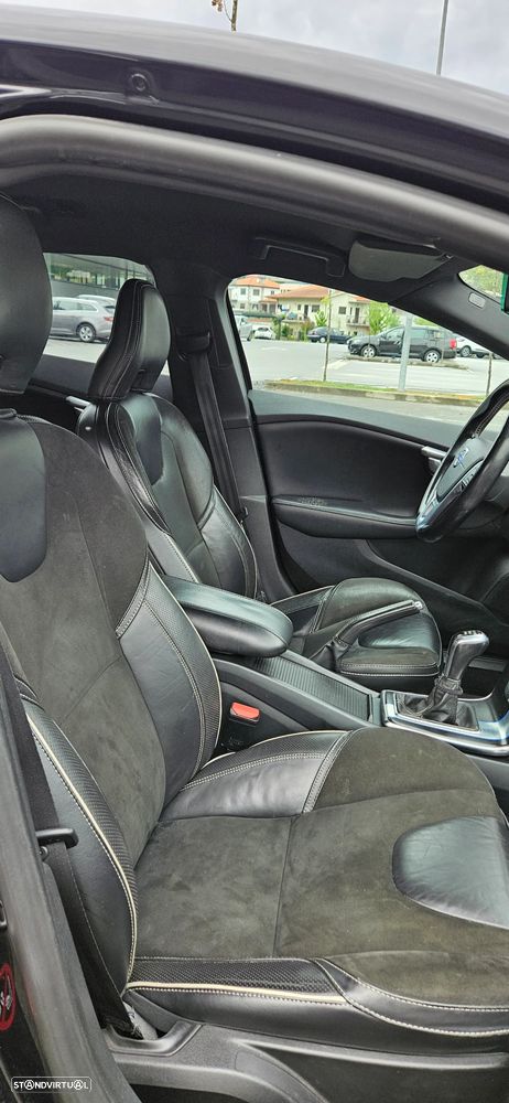 Volvo V40 1.6 D2 R-Design - 11