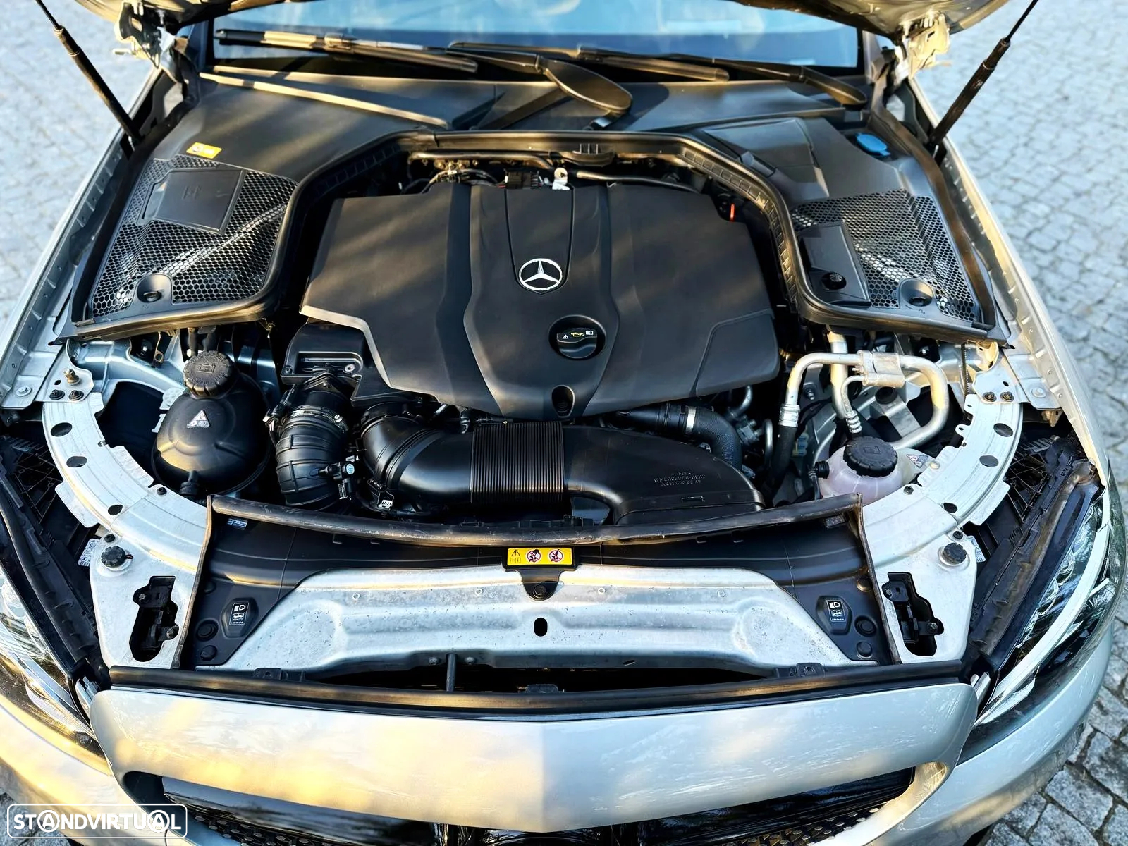 Mercedes-Benz C 220 d Coupe 9G-TRONIC AMG Line - 22