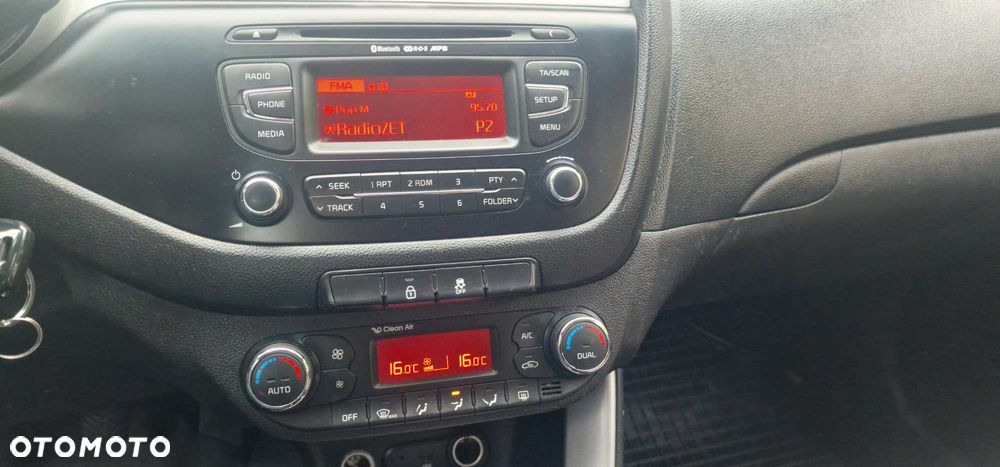 Kia Ceed - 7