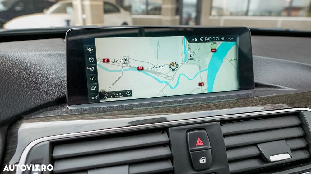 BMW Seria 3 320d xDrive Aut. Luxury Line - 13