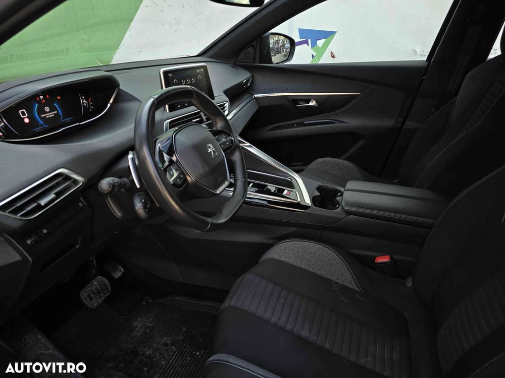 Peugeot 5008 - 14