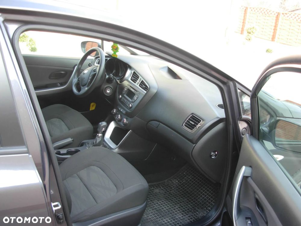 Kia Ceed 1.4 L - 7
