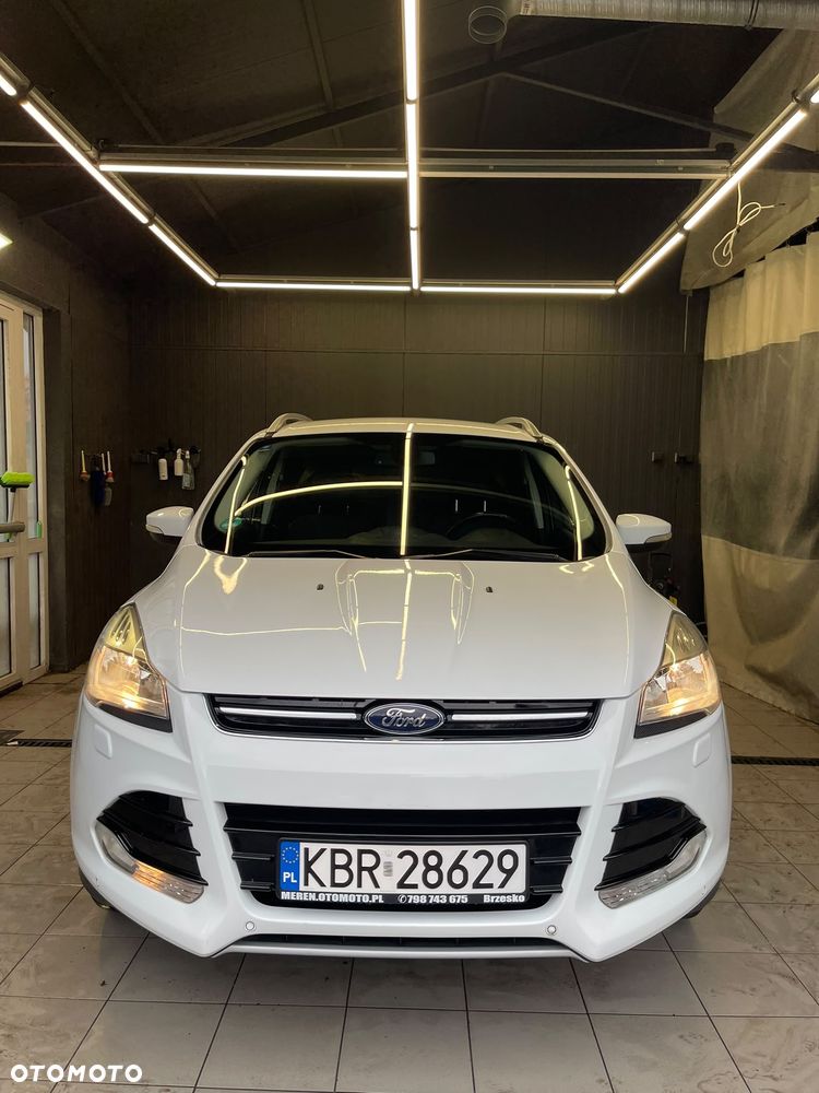 Ford Kuga 1.6 EcoBoost 2x4 Individual - 2
