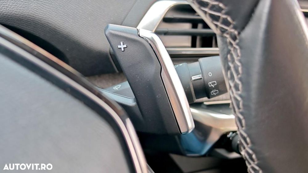 Peugeot 3008 BlueHDi 130 Stop & Start EAT8 Allure Pack - 28