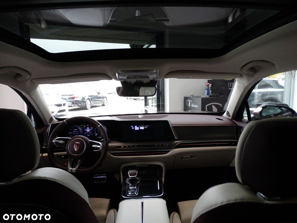 Hongqi H9 - 13
