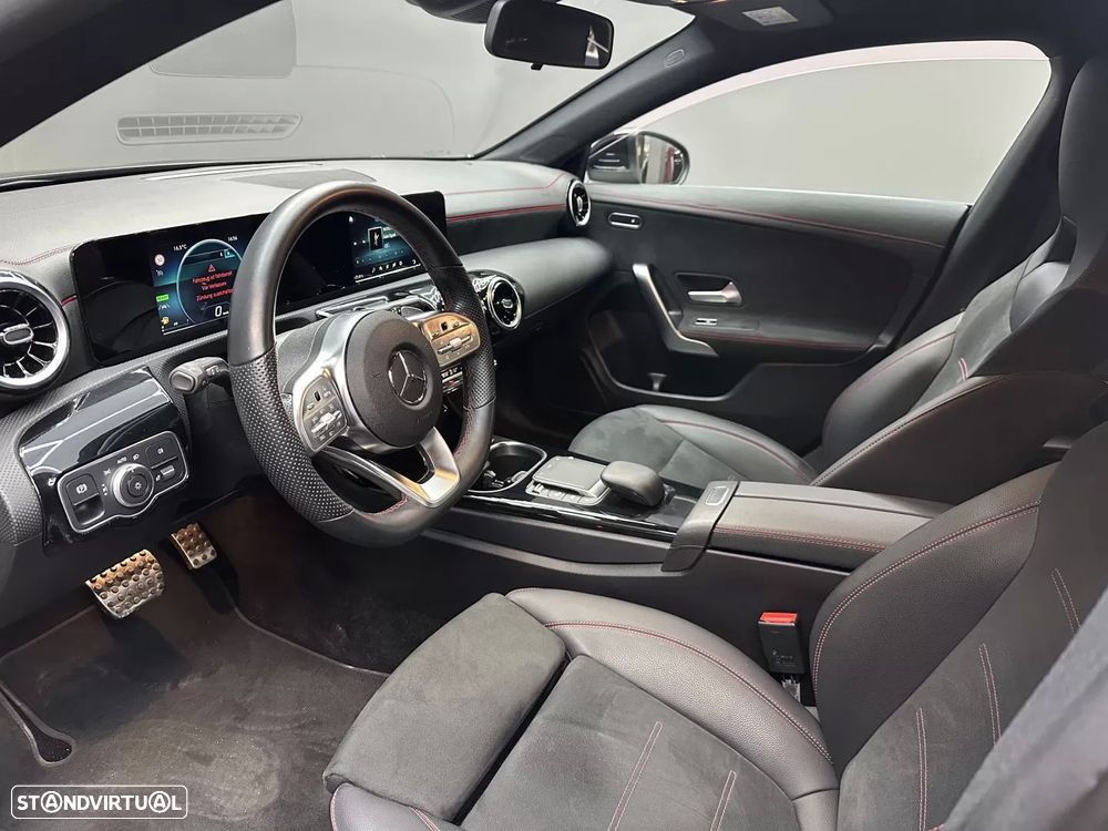 Mercedes-Benz CLA 250 e Shooting Brake AMG Line - 9