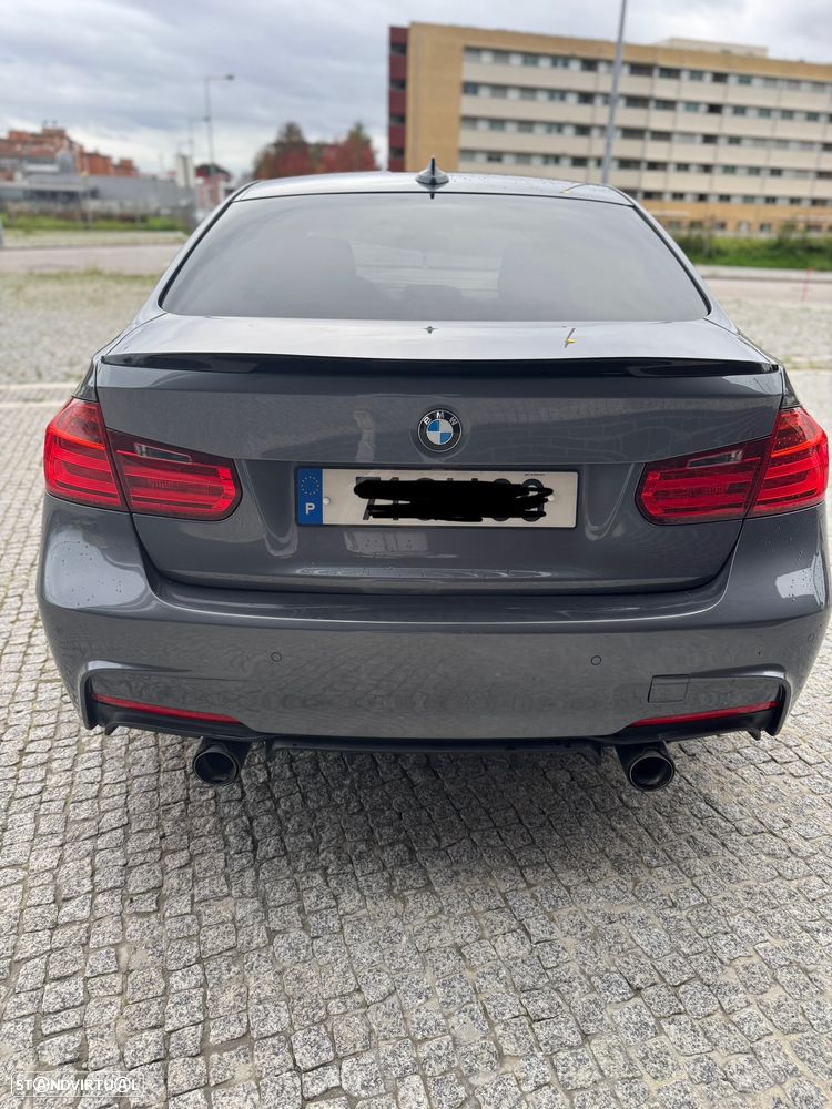 BMW 318 d Pack M - 4