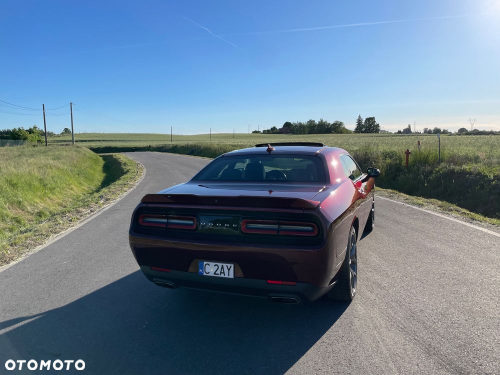 Dodge Challenger ver-3-6-sxt-plus - 9