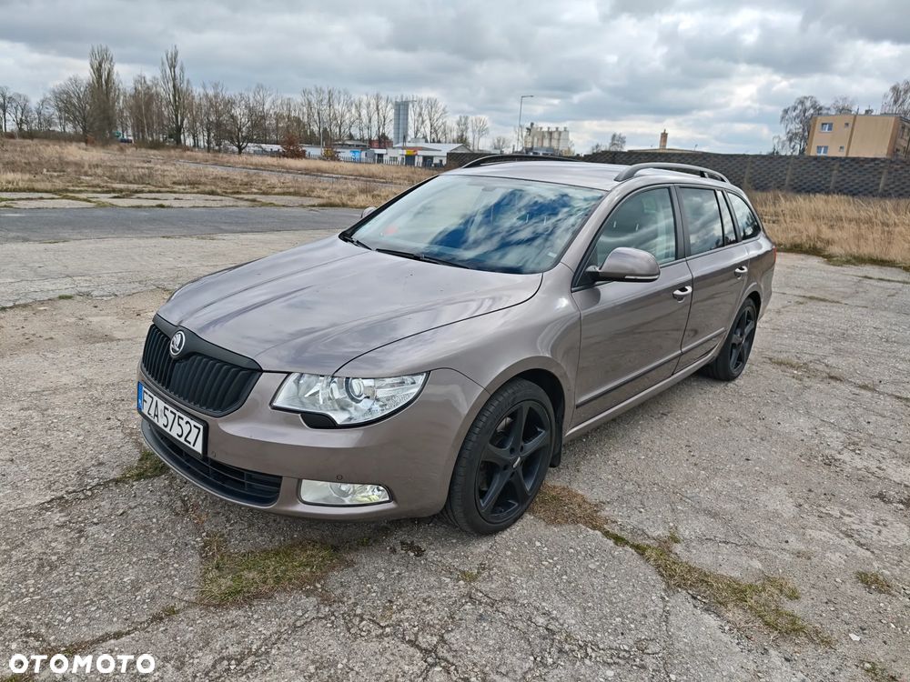 Skoda Superb 2.0 TDI Elegance Green tec - 1
