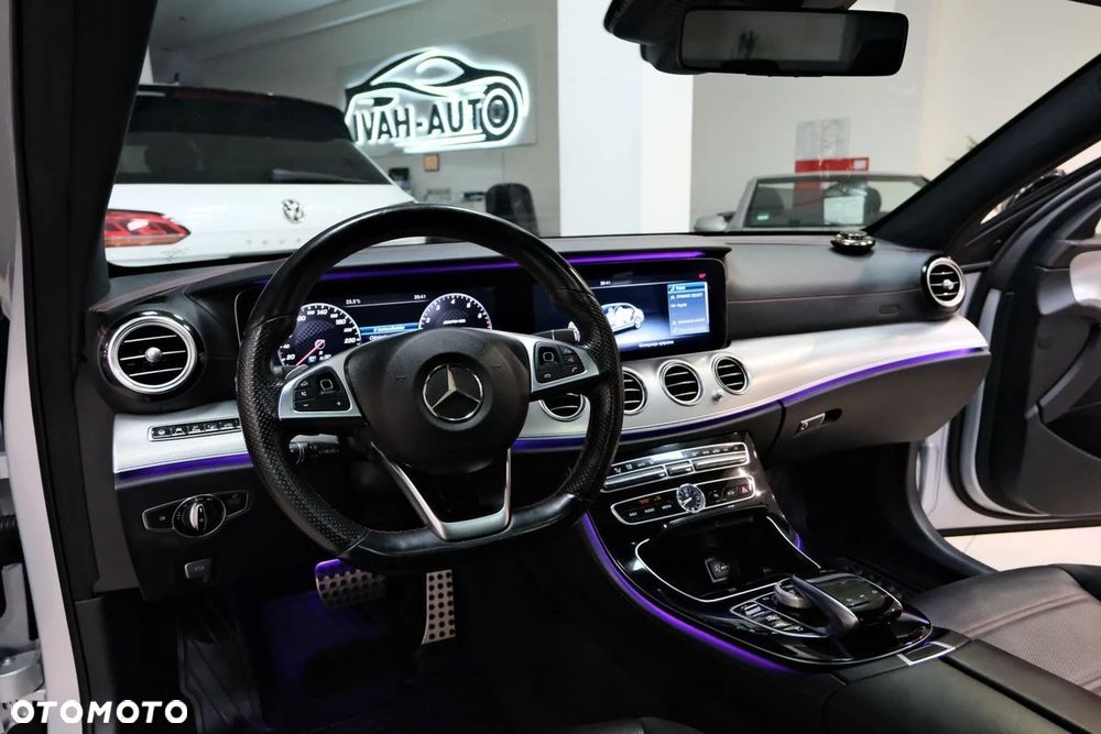 Mercedes-Benz Klasa E 43 AMG 4Matic 9G-TRONIC - 21