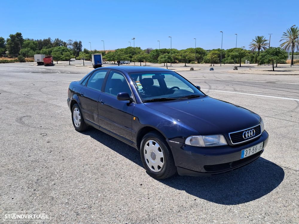 Audi A4 1.6 Plus - 3